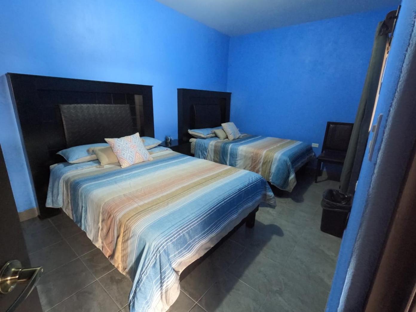 Hotel Prado'S Puerto San Carlos Kültér fotó
